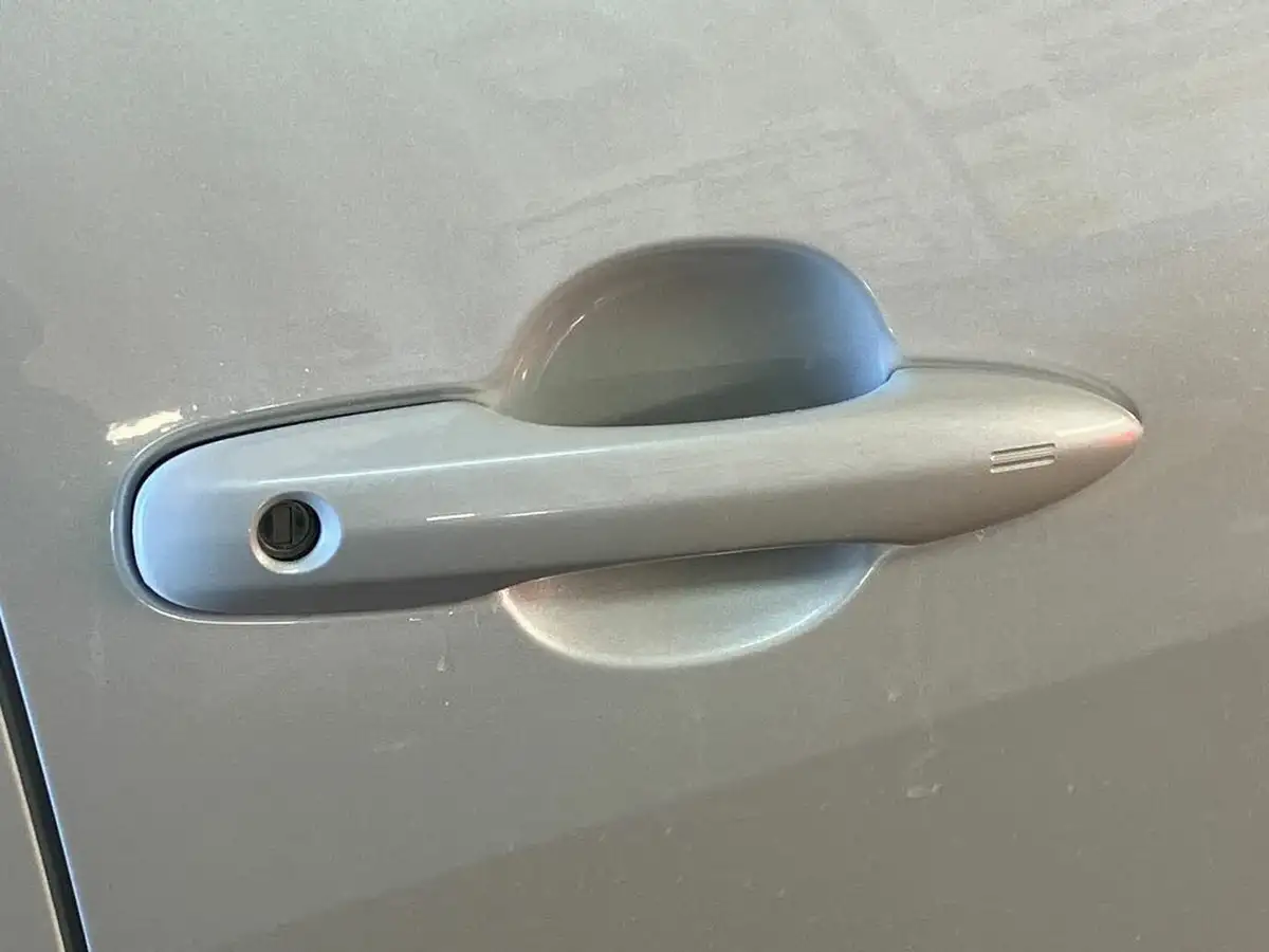 2024-mazda-mazda2-15-exclusive-line-big-23