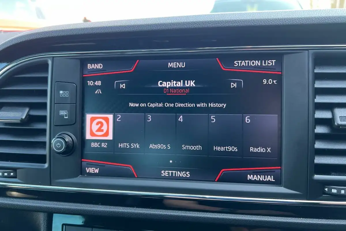 2020-seat-leon-20-tsi-cupra-300-4drive-ss-estate-big-6