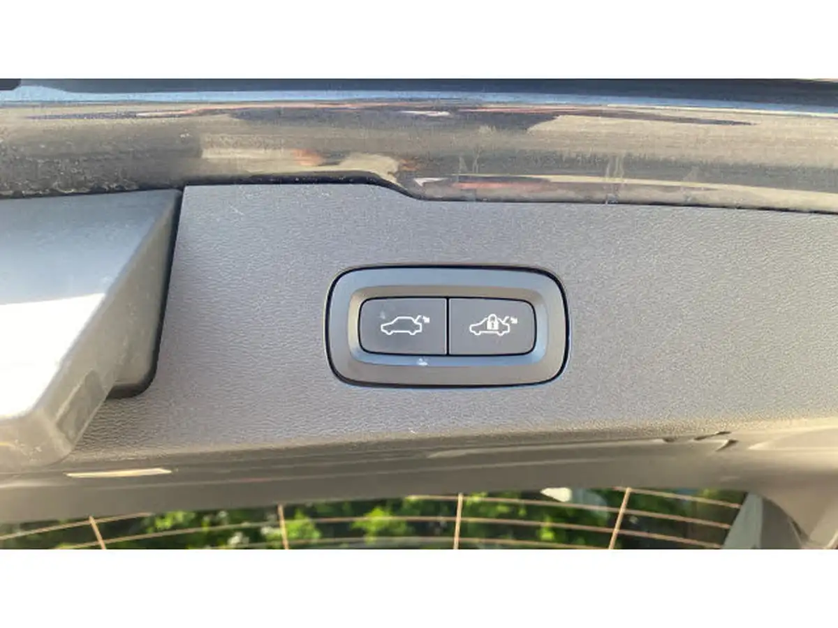 2020-volvo-v60-20-t8-r-design-plus-big-38