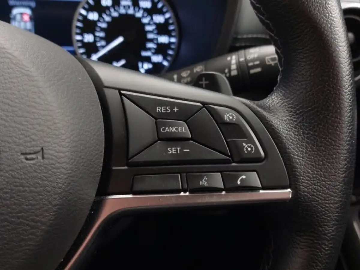 2021-nissan-juke-10-dig-t-n-connecta-dct-big-16