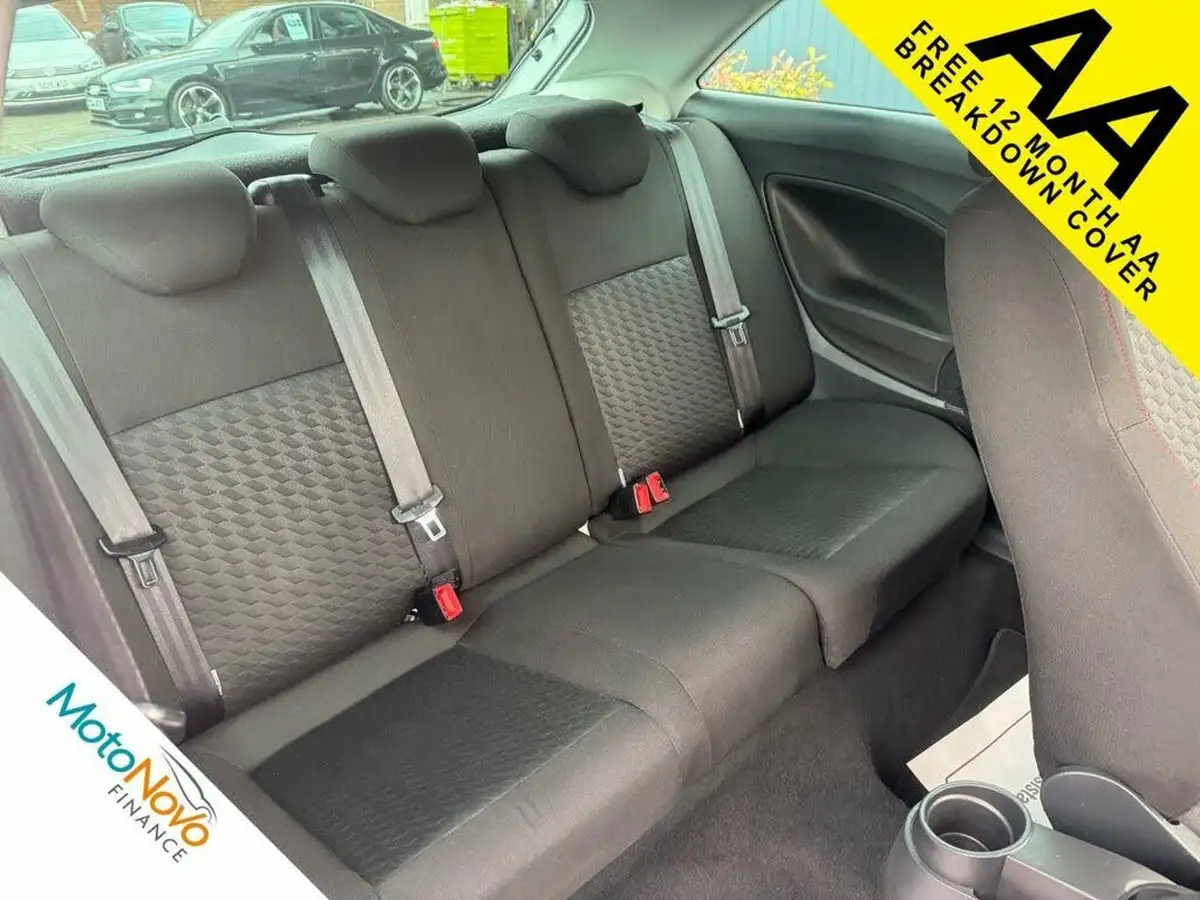 2009-seat-ibiza-14-fr-big-22