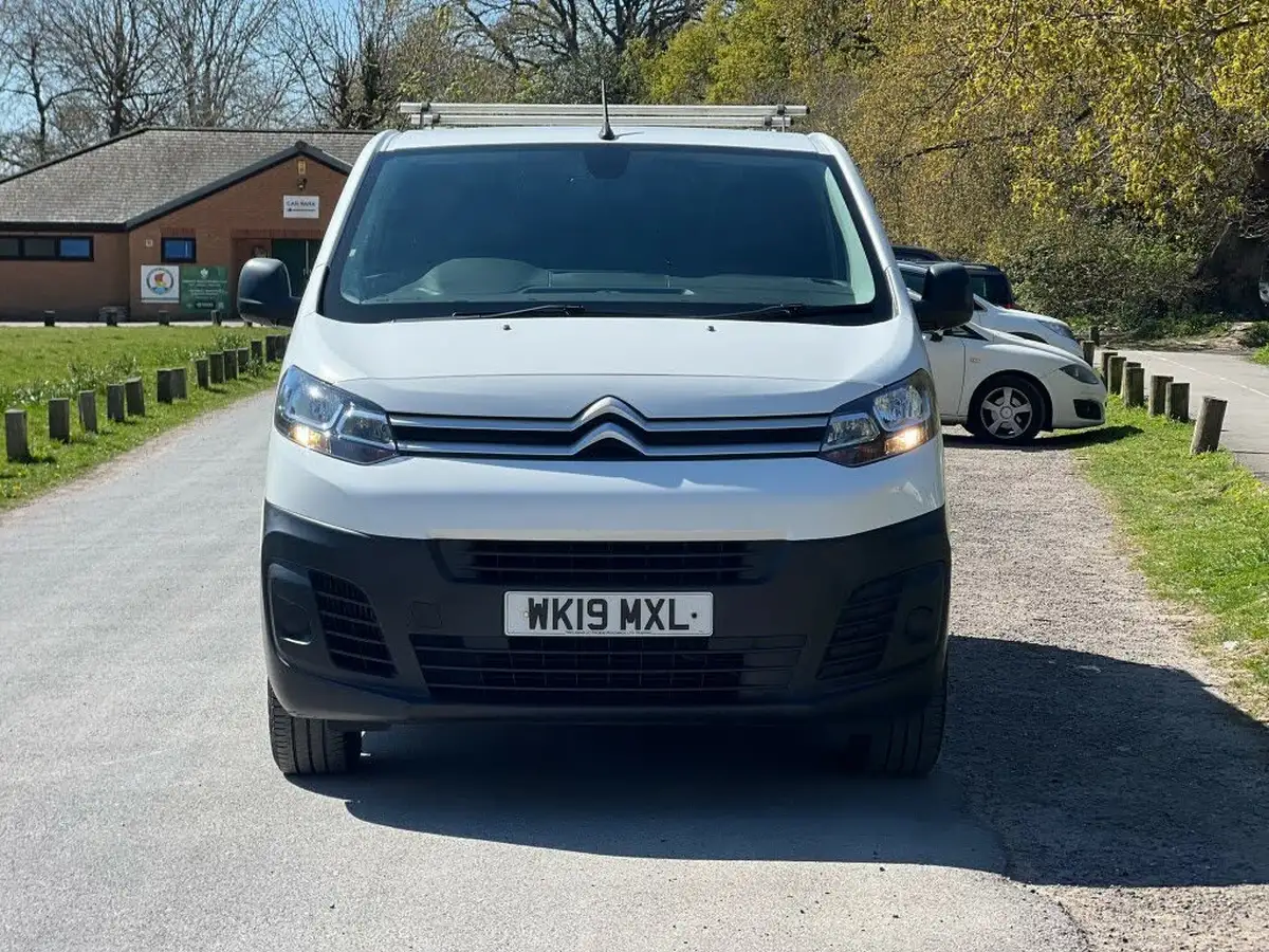 2019-citroen-dispatch-20bluehdi-enterprise-m-1400-120pseu6-ss-panel-big-1