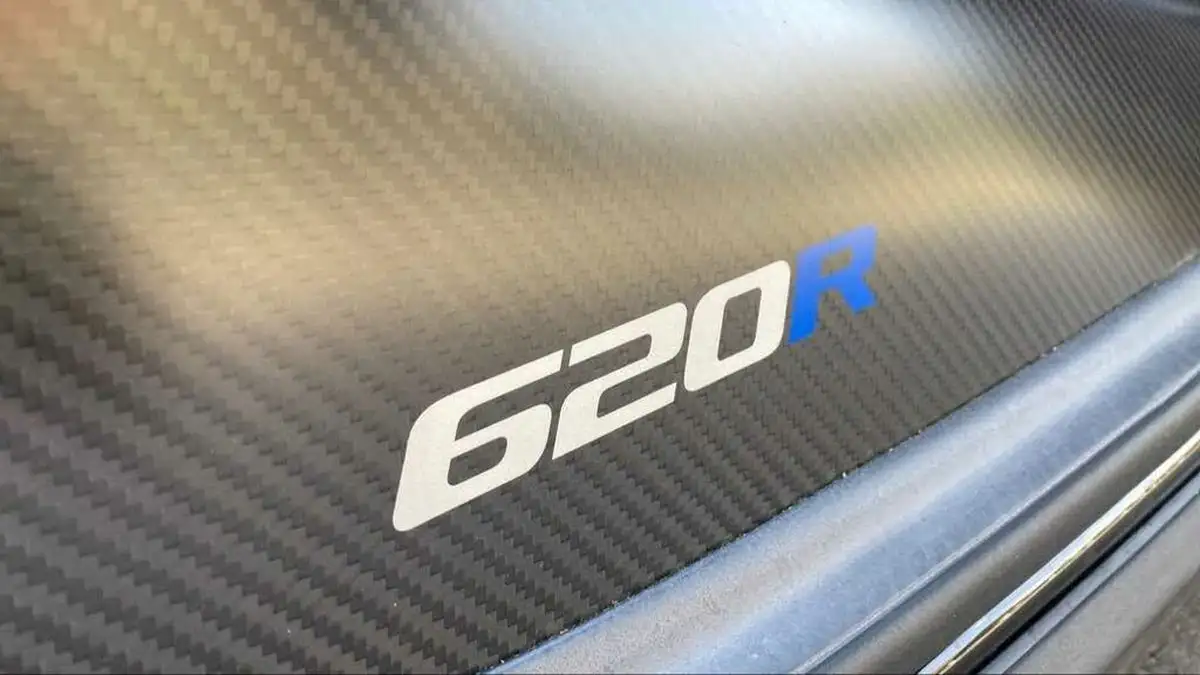 2021-mclaren-620r-38-big-23