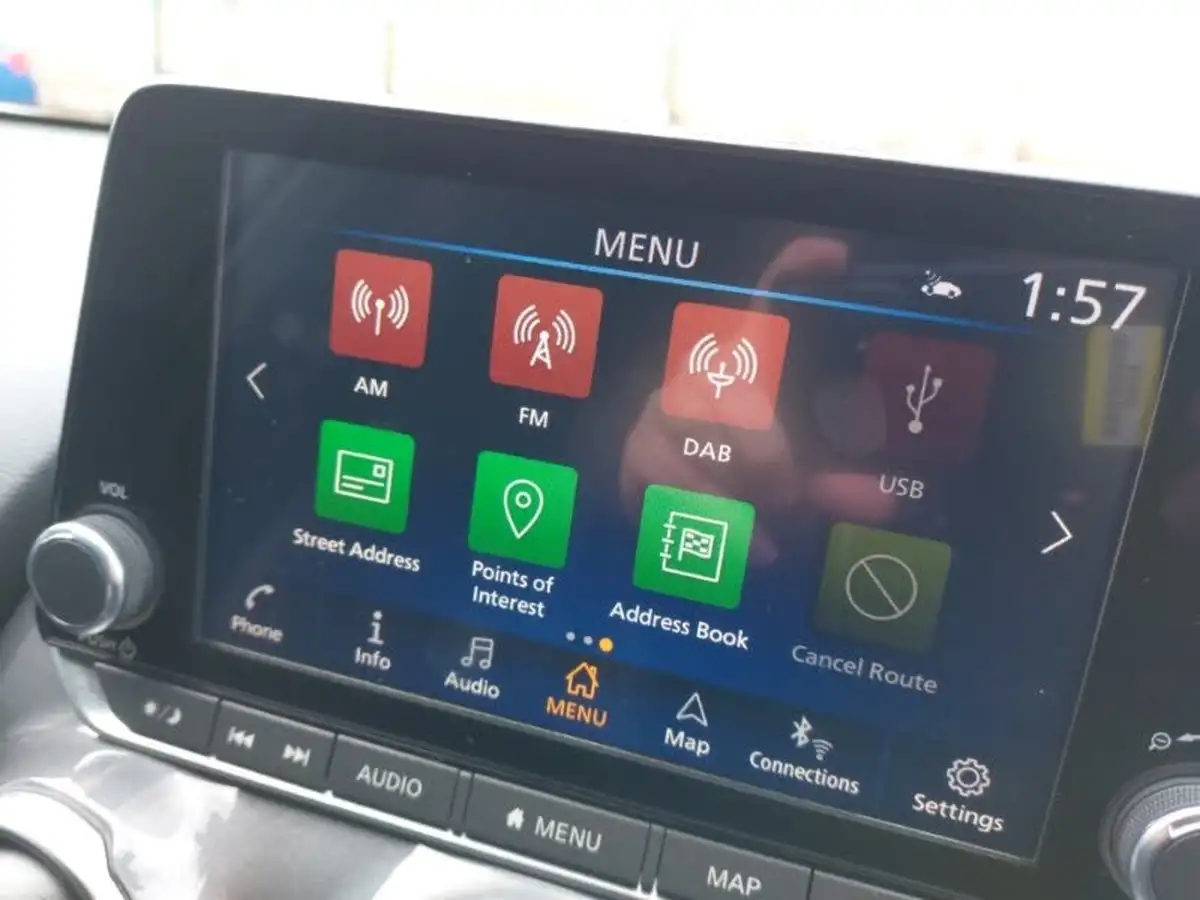2023-nissan-juke-10-dig-t-n-connecta-dct-big-15