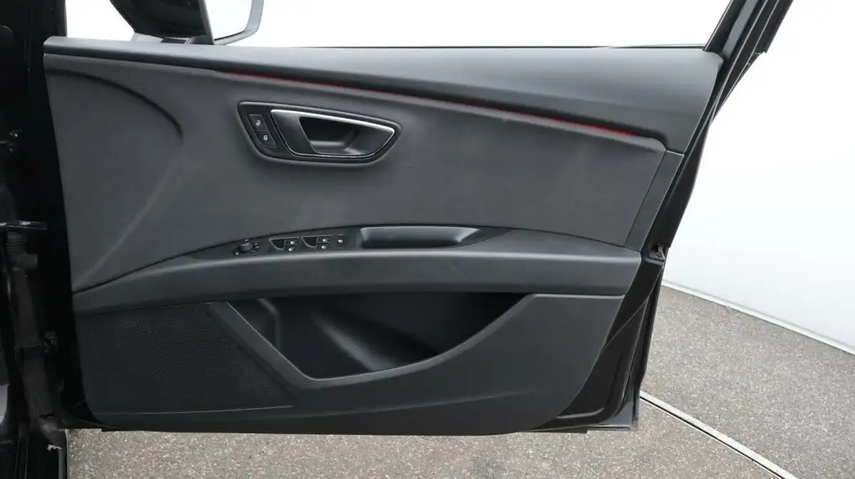 2018-seat-leon-15-tsi-evo-fr-130ps-hatchback-big-15