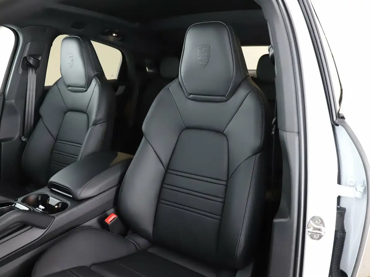 2025-porsche-cayenne-30-v6-353ps-coupe-big-14