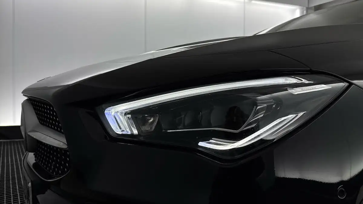 2020-mercedes-benz-cla-13-cla-180-amg-line-premium-plus-coupe-4d-big-26