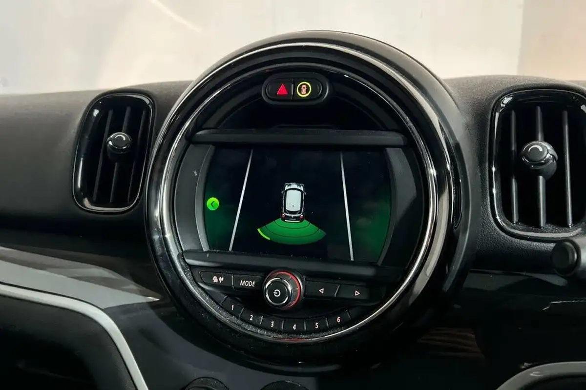 2018-mini-countryman-20-cooper-s-ss-big-12