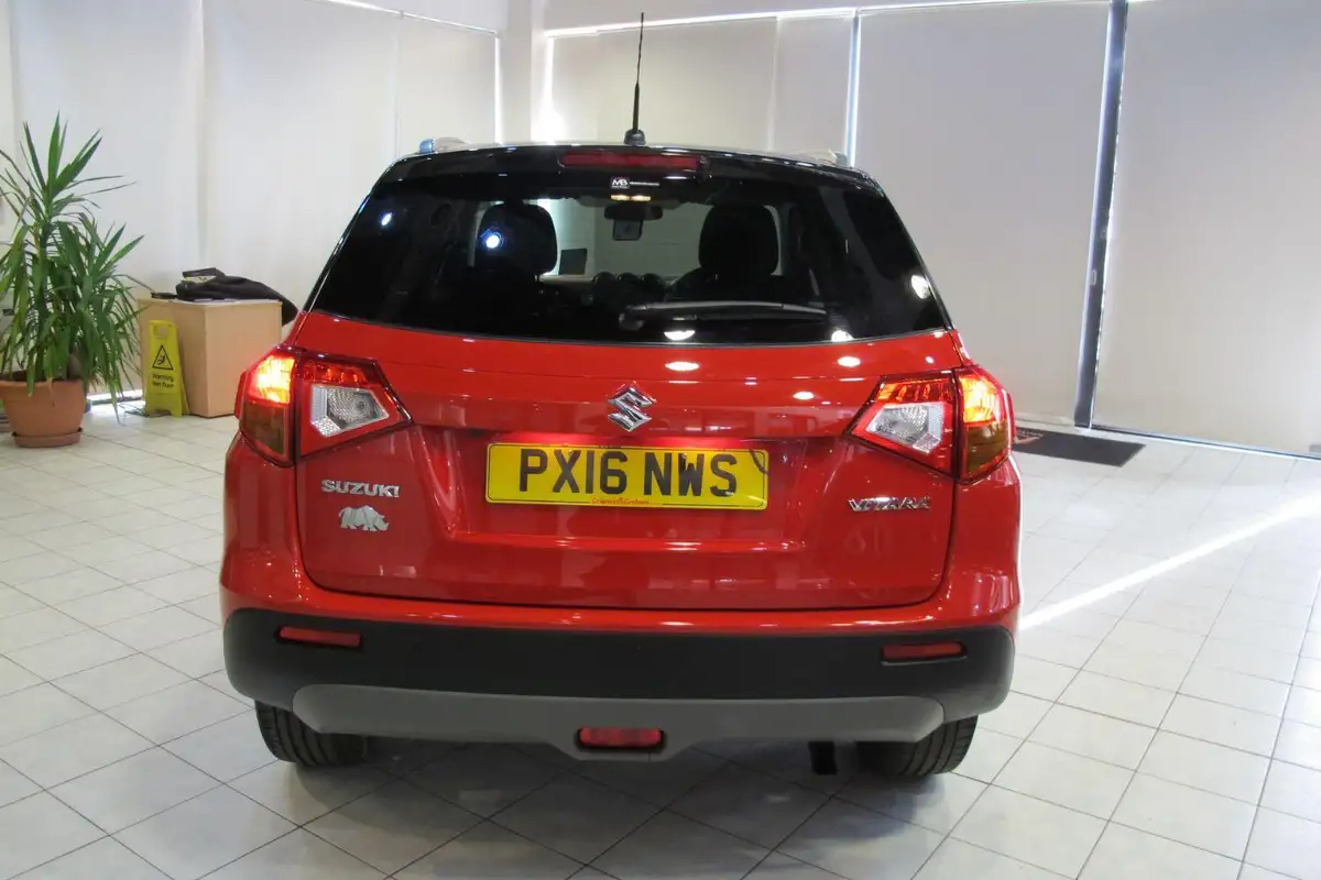 2016-suzuki-vitara-16ddis-sz-t-big-54