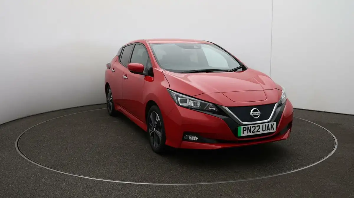 2022-nissan-leaf-e-tekna-big-33