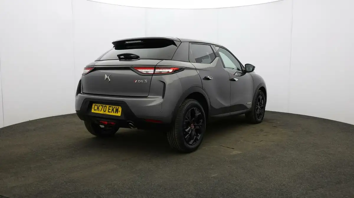 2020-ds-ds-3-crossback-15-bluehdi-performance-line-big-50