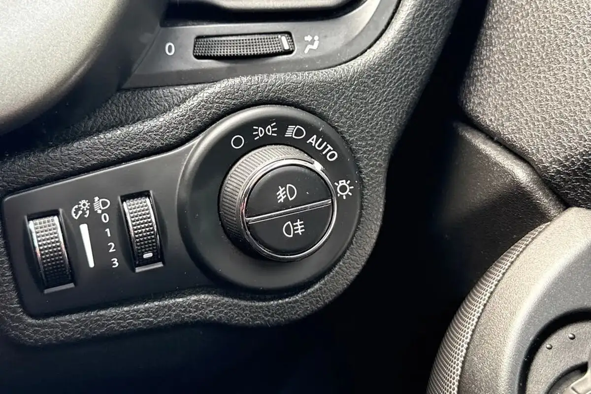 2020-fiat-500x-10-firefly-turbo-sport-big-31