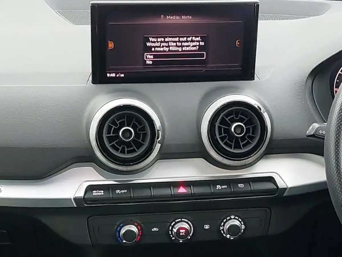 2022-audi-q2-15-35-tfsi-s-line-big-6