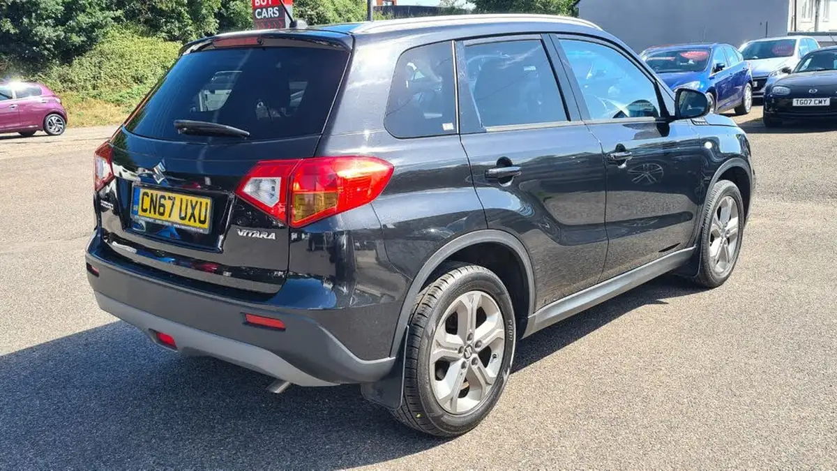 2017-suzuki-vitara-16-sz-t-big-4