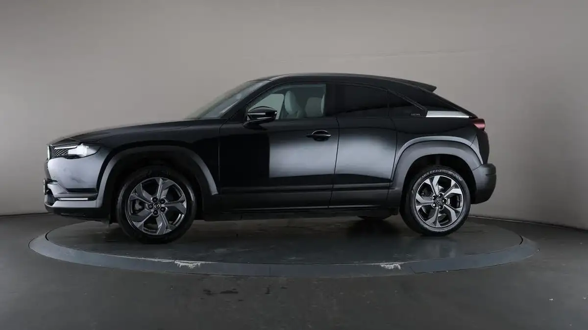 2021-mazda-mx-30-e-sport-lux-big-24