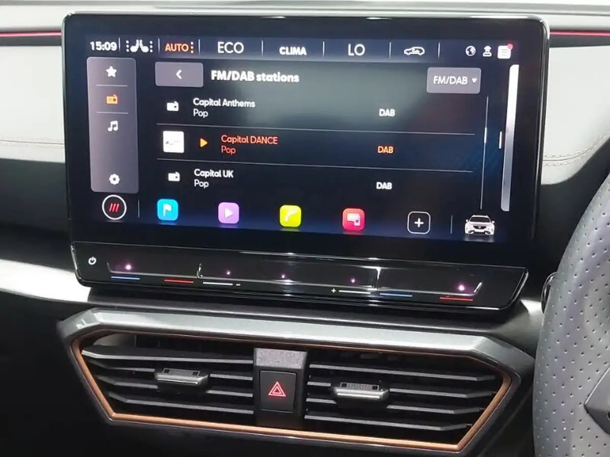 2024-cupra-formentor-14-e-hybrid-v2-big-10