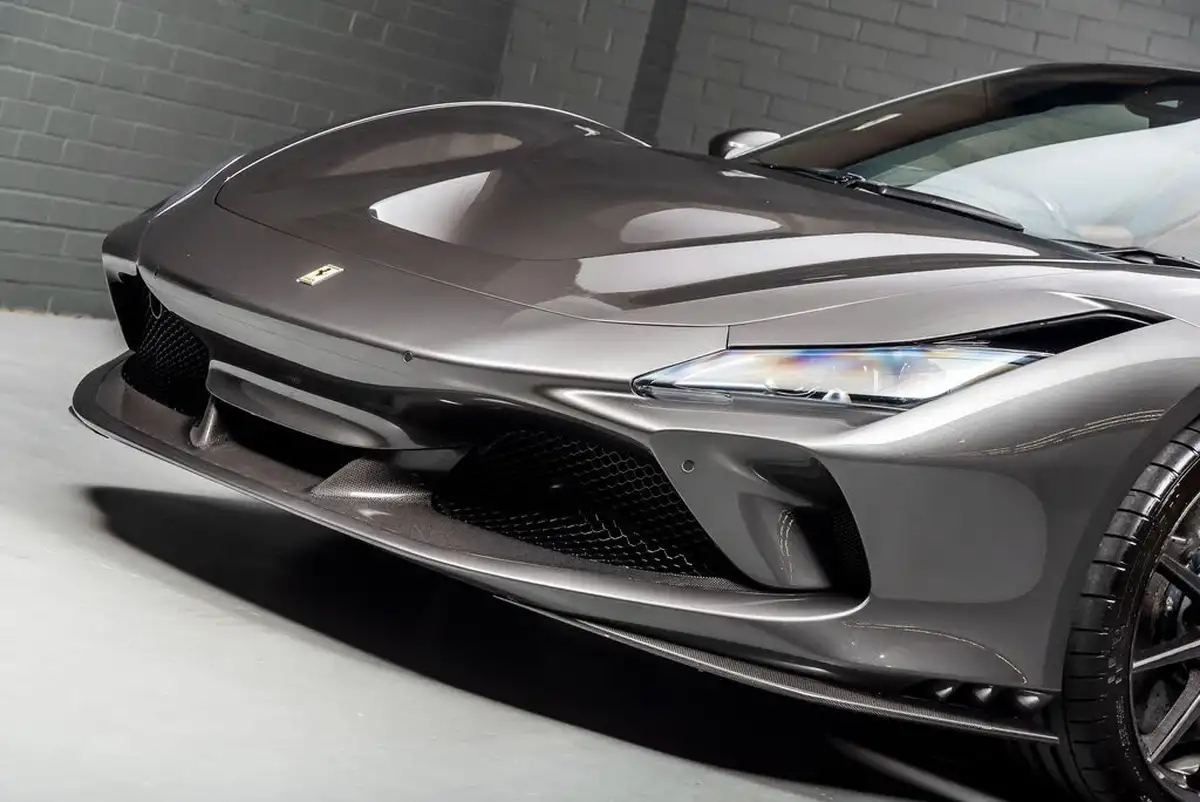 2021-ferrari-f8-spider-big-17