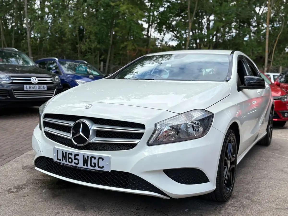 2015-mercedes-benz-a-class-15-cdi-a180-sport-109ps-big-10