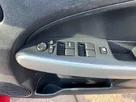 2013-mazda-mazda2-13-venture-small-28
