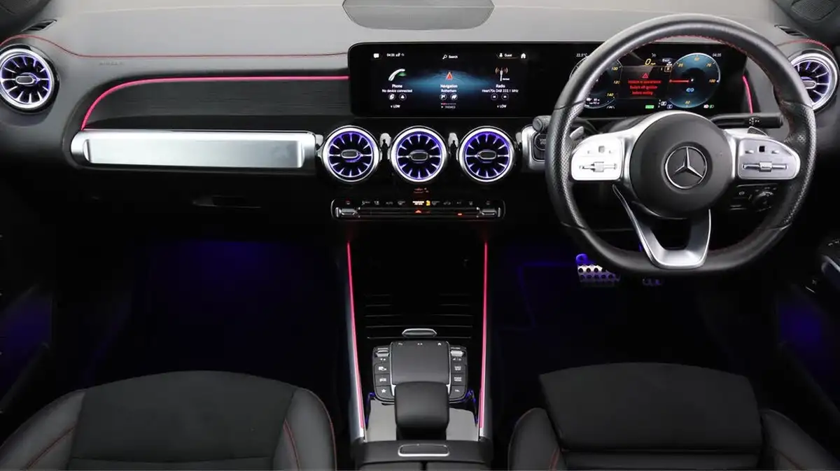 2022-mercedes-benz-eqb-e-eqb-350-amg-line-big-13