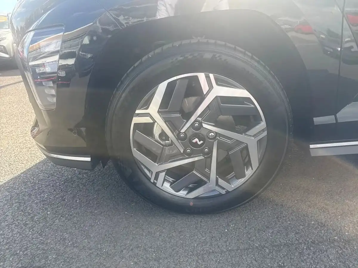 2025-hyundai-kona-big-6