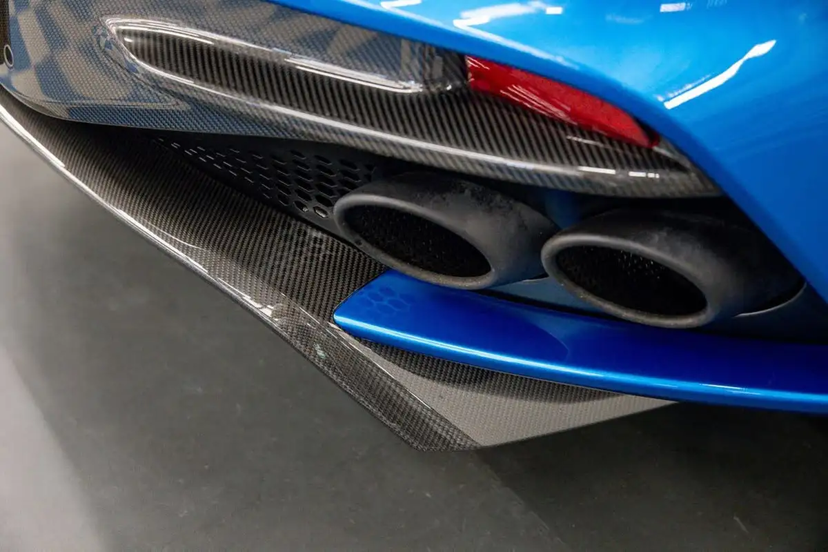 2019-aston-martin-dbs-52-v12-superleggera-big-26