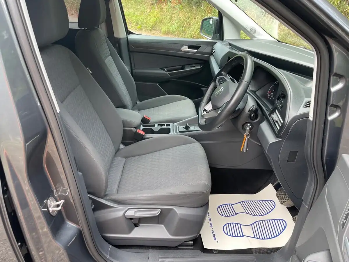 2022-volkswagen-caddy-15-tsi-maxi-life-big-10