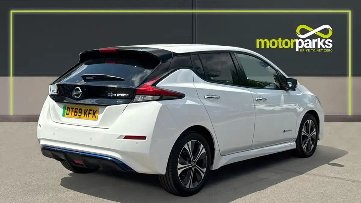 2020-nissan-leaf-e-tekna-big-2