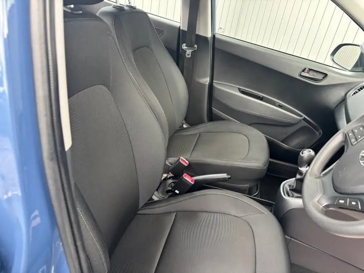 2017-hyundai-i10-10-se-big-37