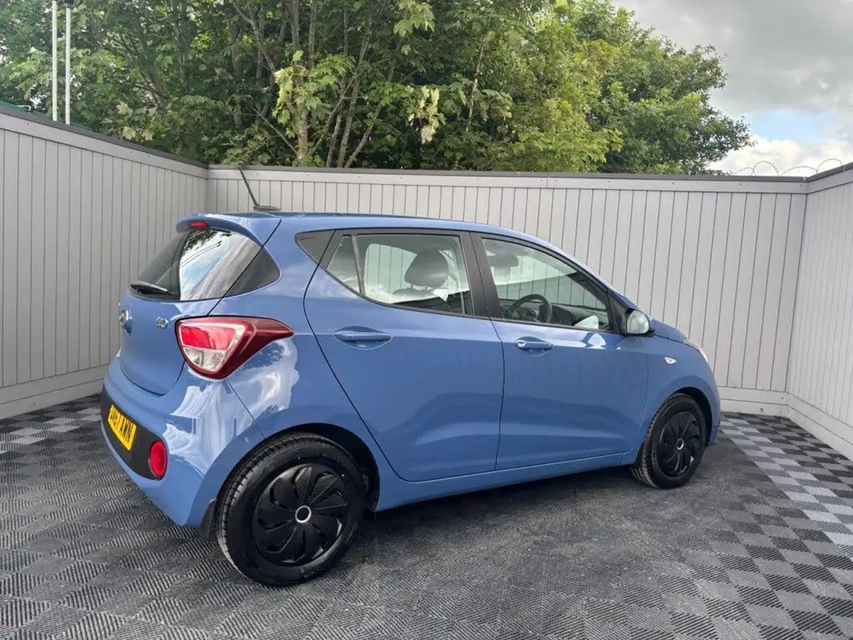 2017-hyundai-i10-10-se-big-13