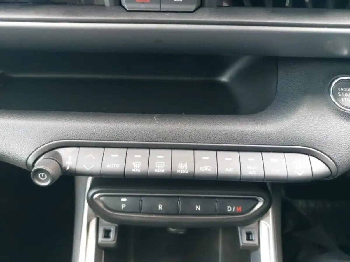 2024-jeep-avenger-12-gse-summit-e-hybrid-48v-auto-big-15