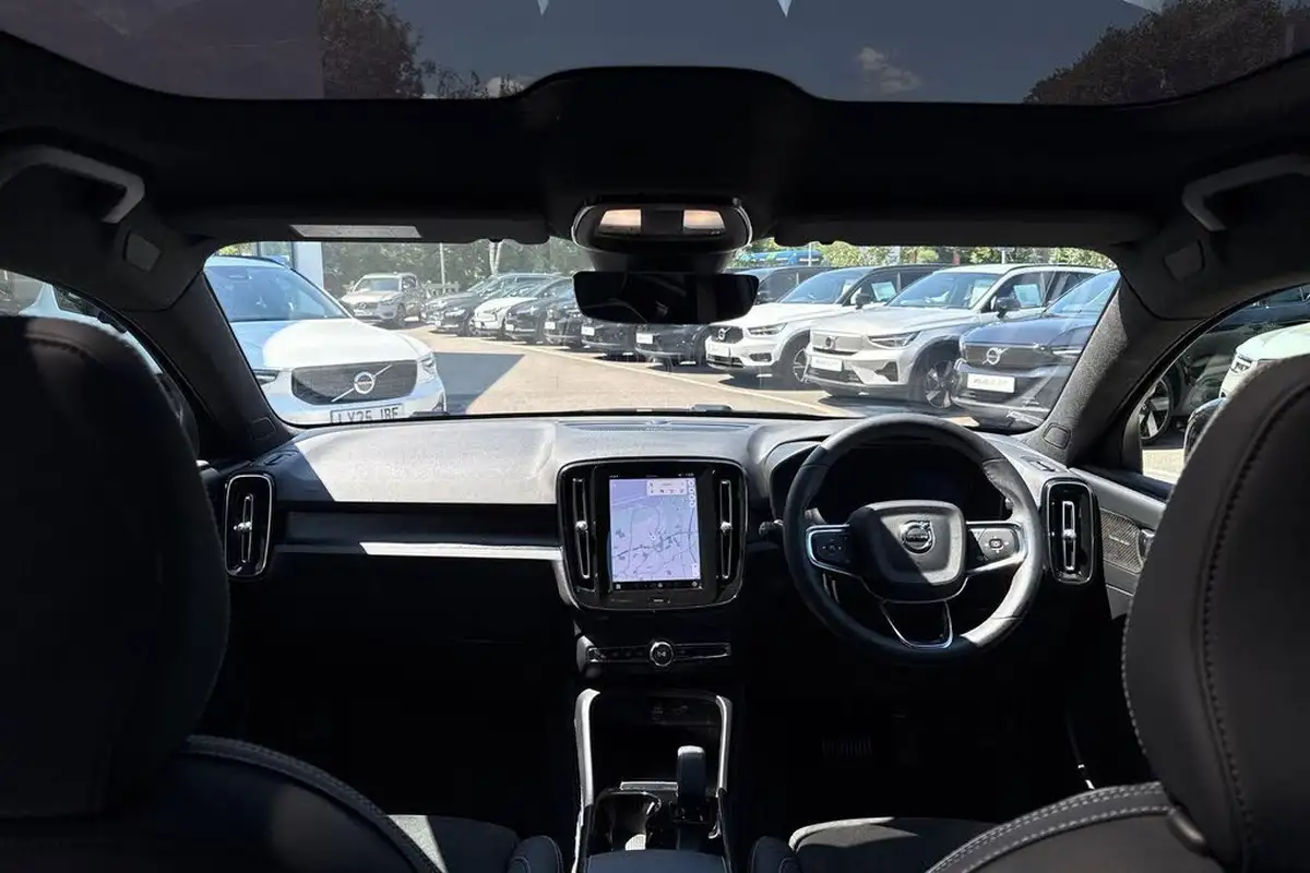 2023-volvo-c40-e-twin-recharge-ultimate-big-2