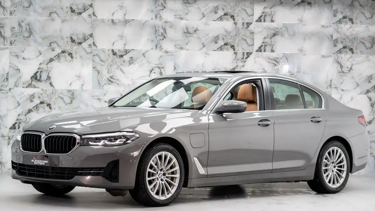 2020-bmw-5-series-20-530e-se-292bhp-saloon-4d-auto-big-3