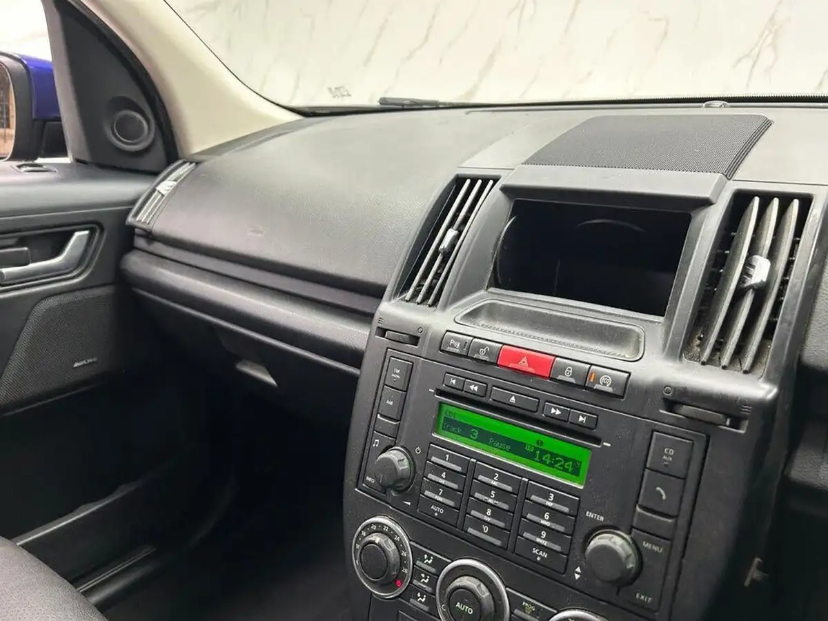 2010-land-rover-freelander-2-22td4e-gs-big-13