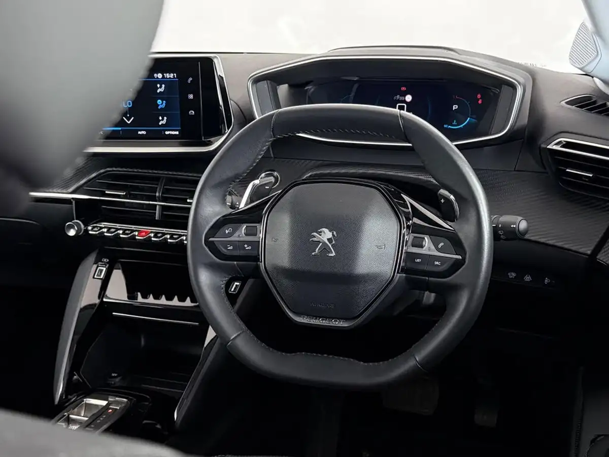 2022-peugeot-208-12-puretech-allure-premium-100bhp-eat8-big-13