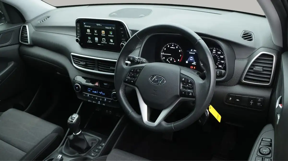 2020-hyundai-tucson-16-gdi-se-nav-big-9