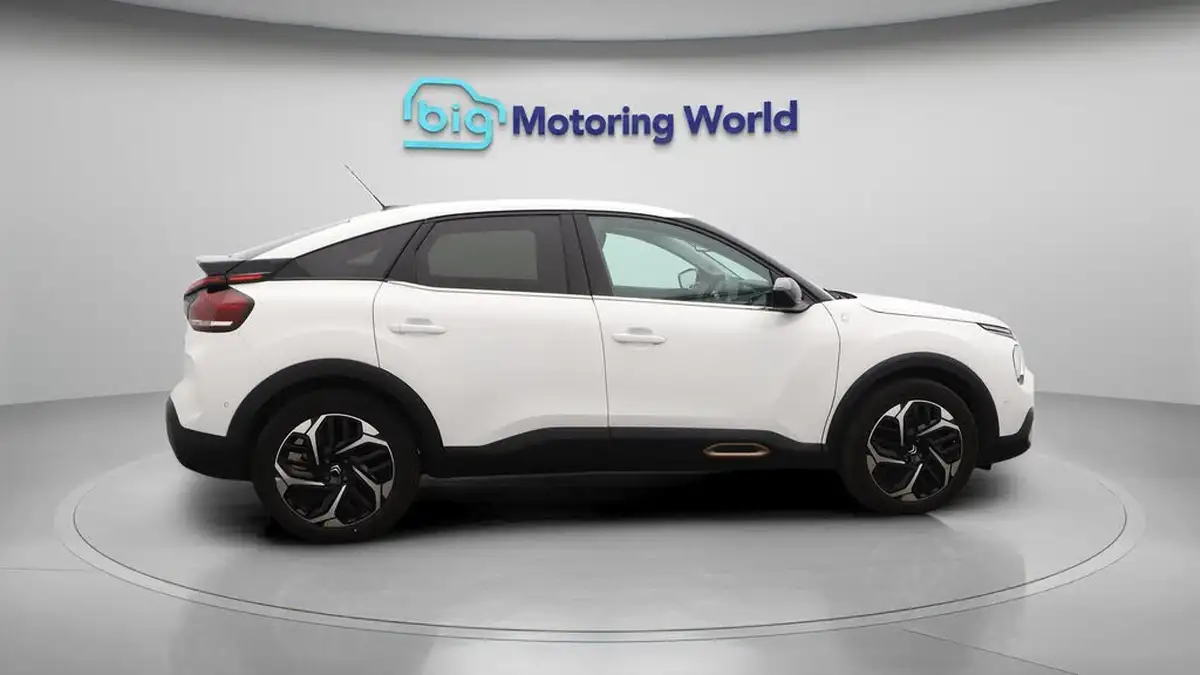 2023-citroen-c4-12-puretech-c-series-edition-eat8-big-8