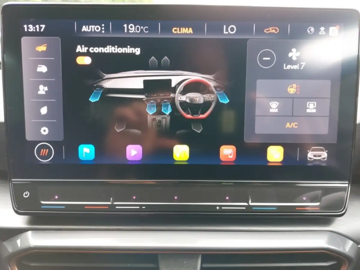 2024-cupra-ateca-15-ecotsi-v2-big-15
