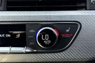 2022-audi-rs4-avant-29-tfsi-small-26