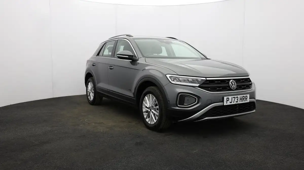 2023-volkswagen-t-roc-10-tsi-life-big-49