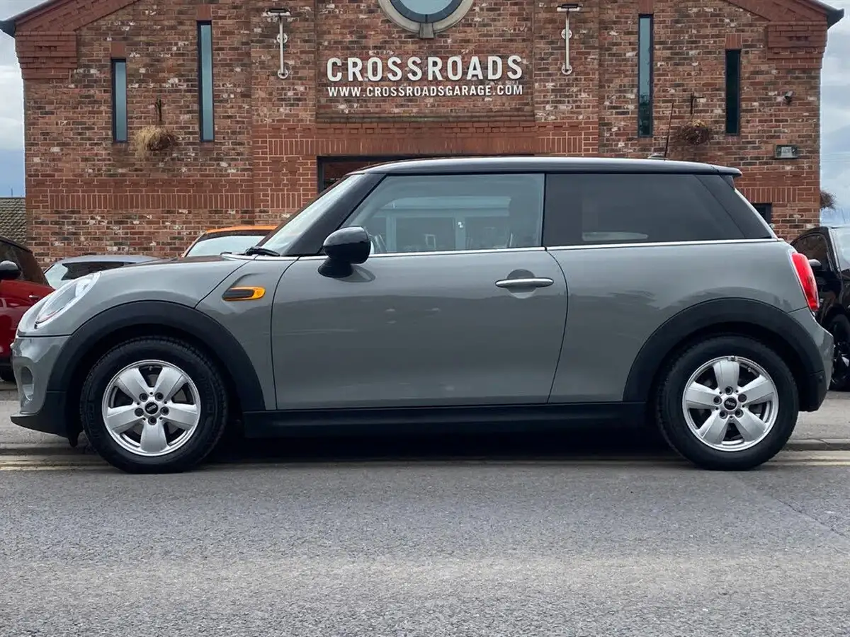 2018-mini-cooper-15-cooper-series-ii-ss-hatchback-3d-auto-big-1