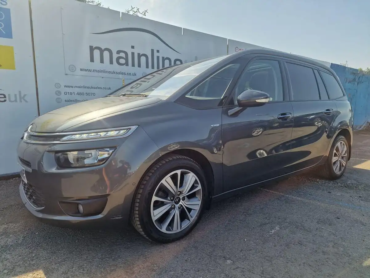 2017-citroen-grand-c4-picasso-16bluehdi-exclusive-eat6-big-36