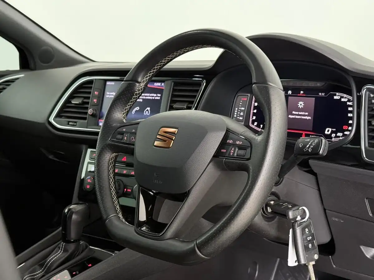 2020-seat-leon-20-tsi-cupra-290-big-21
