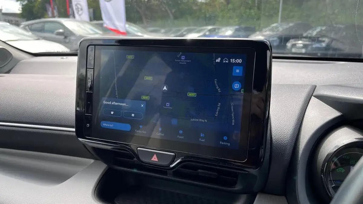 2022-toyota-yaris-cross-15-vvt-i-excel-city-packpan-roof-big-6