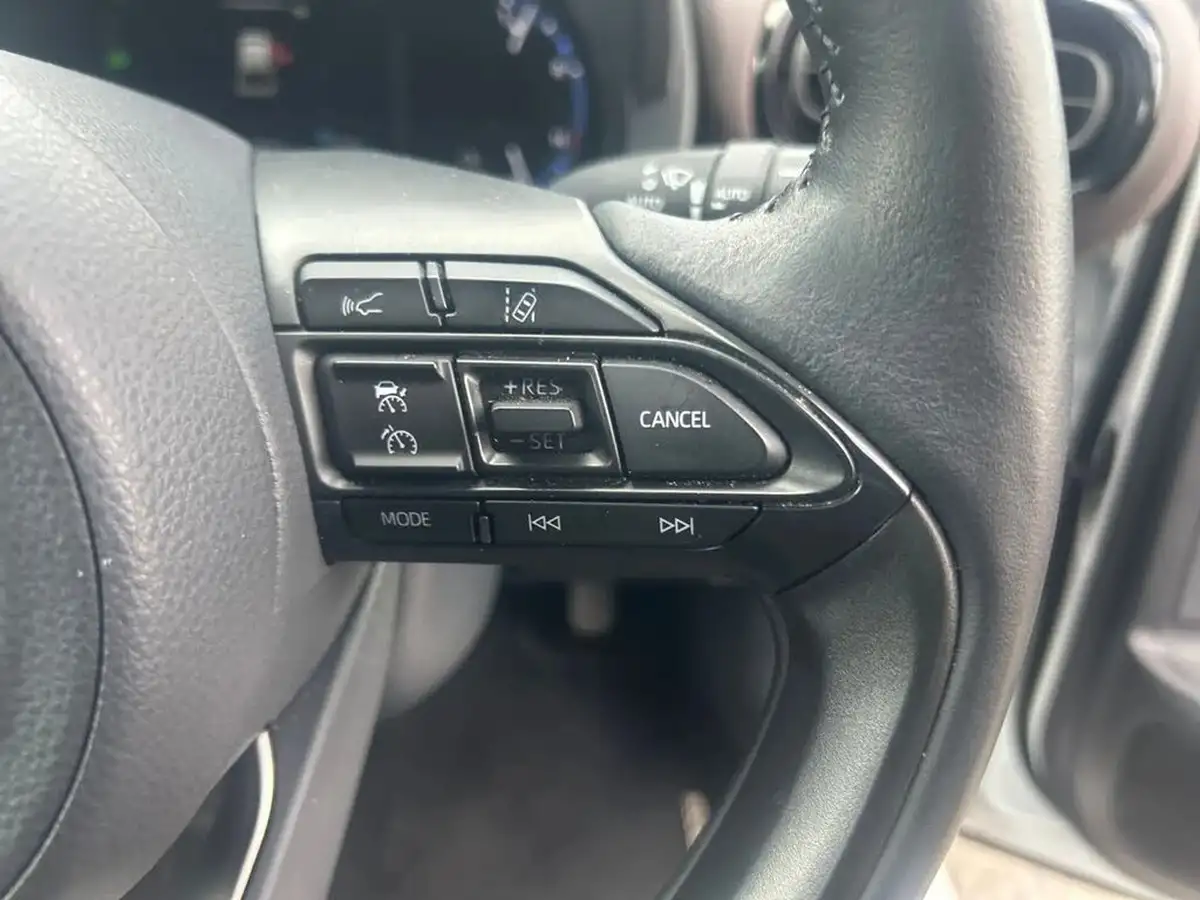 2023-toyota-yaris-cross-15-vvt-i-excel-awd-i-big-39