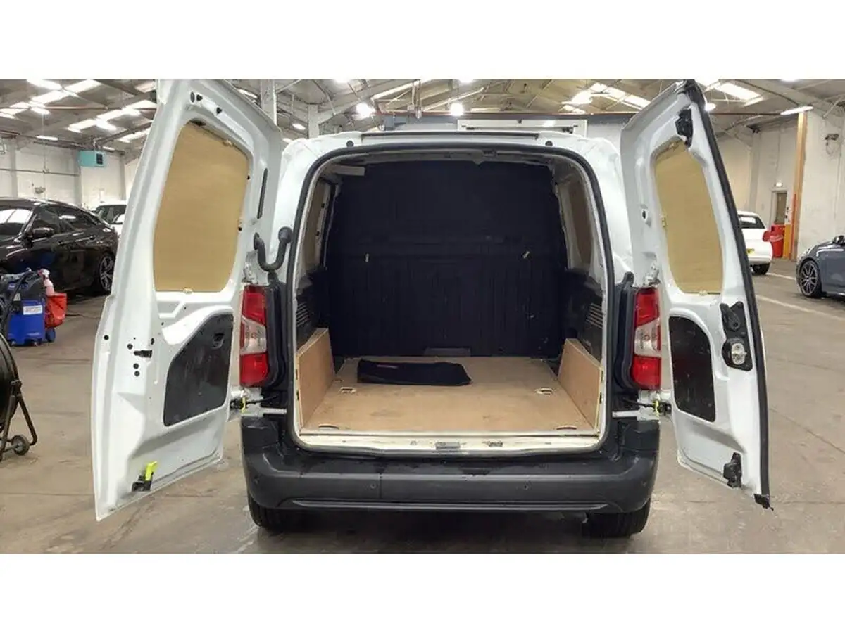 2022-citroen-berlingo-15bluehdi-1000-enterprise-pro-100pseu6d-big-4