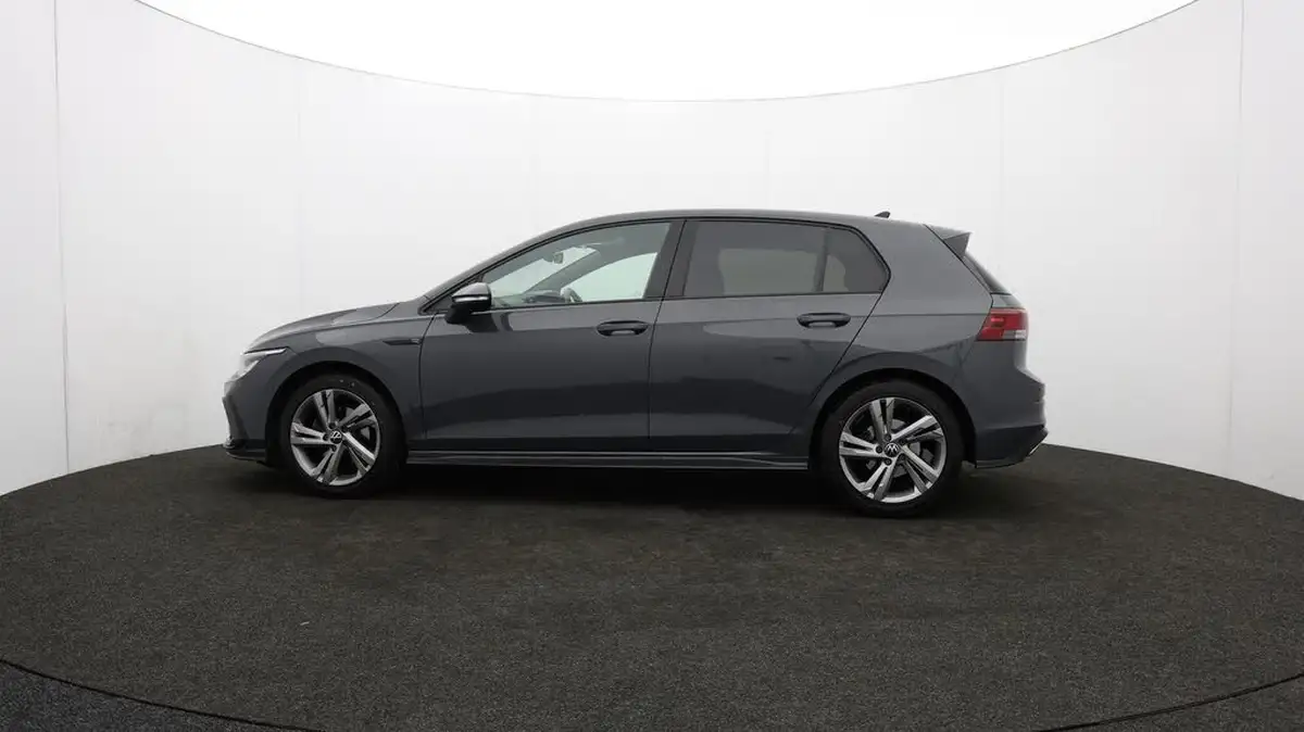 2022-volkswagen-golf-15-etsi-r-line-150ps-hatchback-big-71
