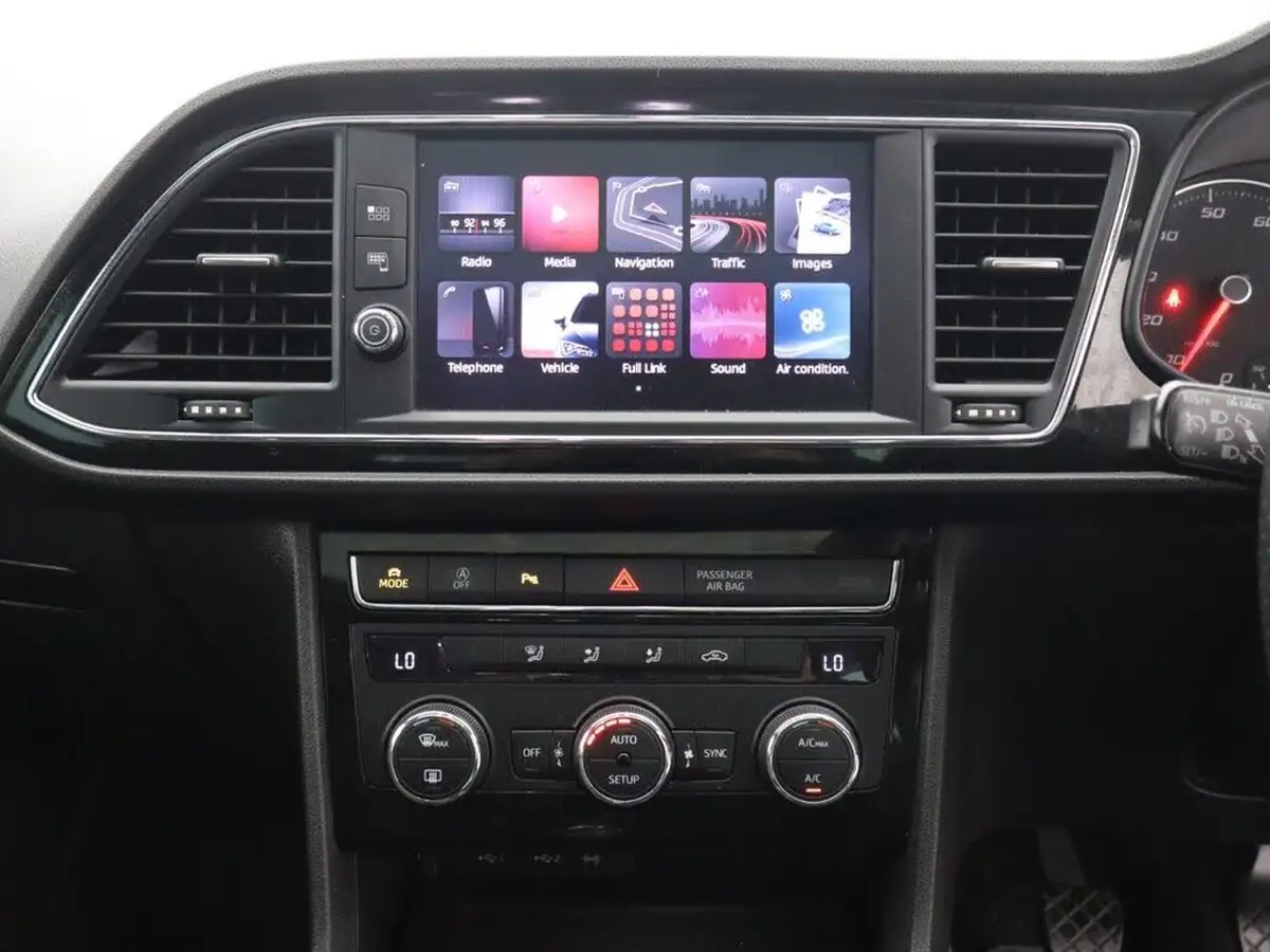 2017-seat-leon-18-tsi-fr-technology-hatchback-5d-big-16