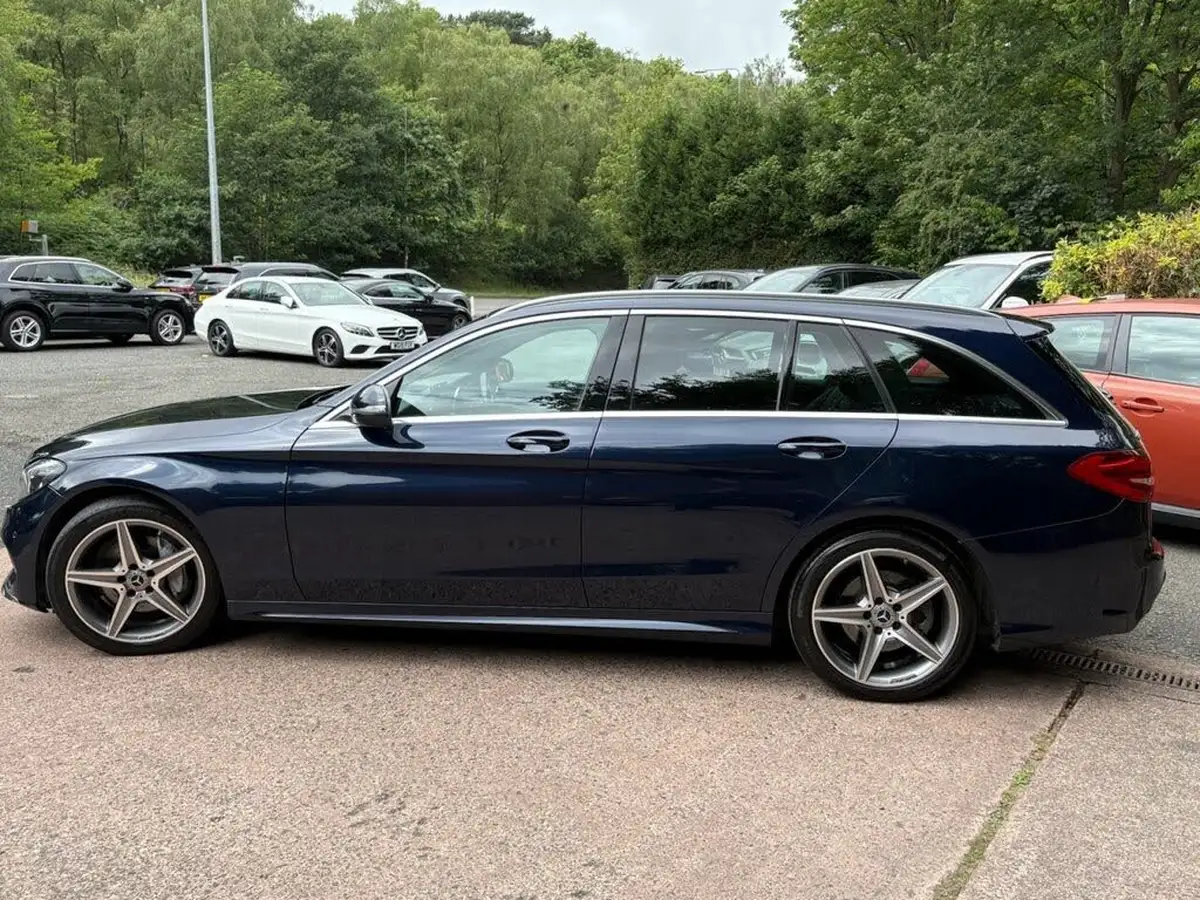 2017-mercedes-benz-c-class-21d-c220d-amg-line-ss-estate-5d-9g-tronic-plus-big-26