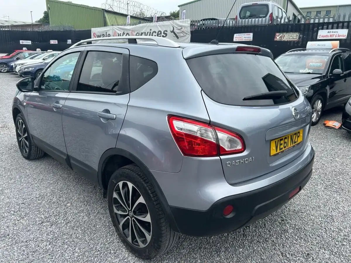2012-nissan-qashqai-16-n-tec-big-7
